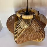 Suspension scandinave en plastique et fil tendu, 1950