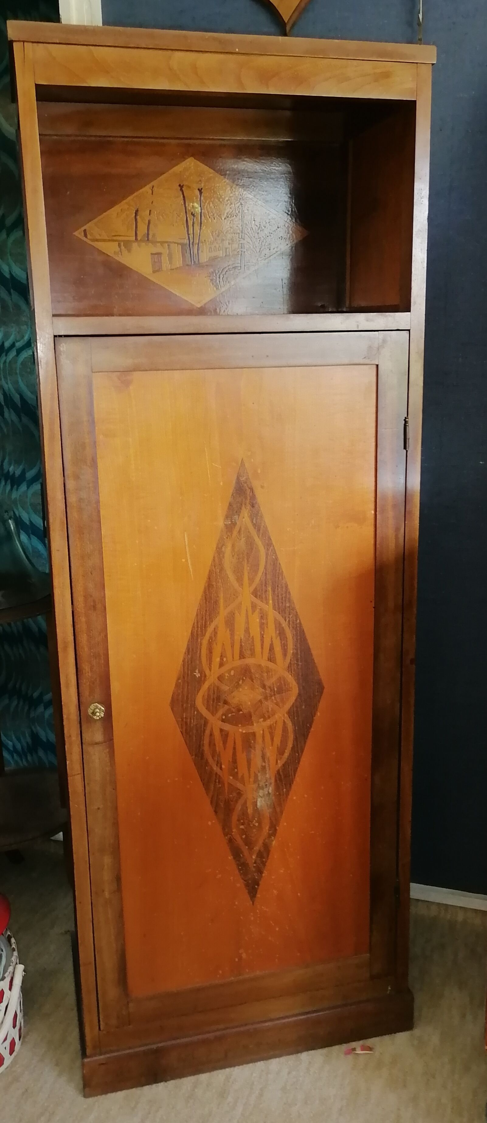 Furniture column art nouveau