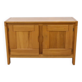 Buffet 2 portes de Maison REGAIN en orme massif