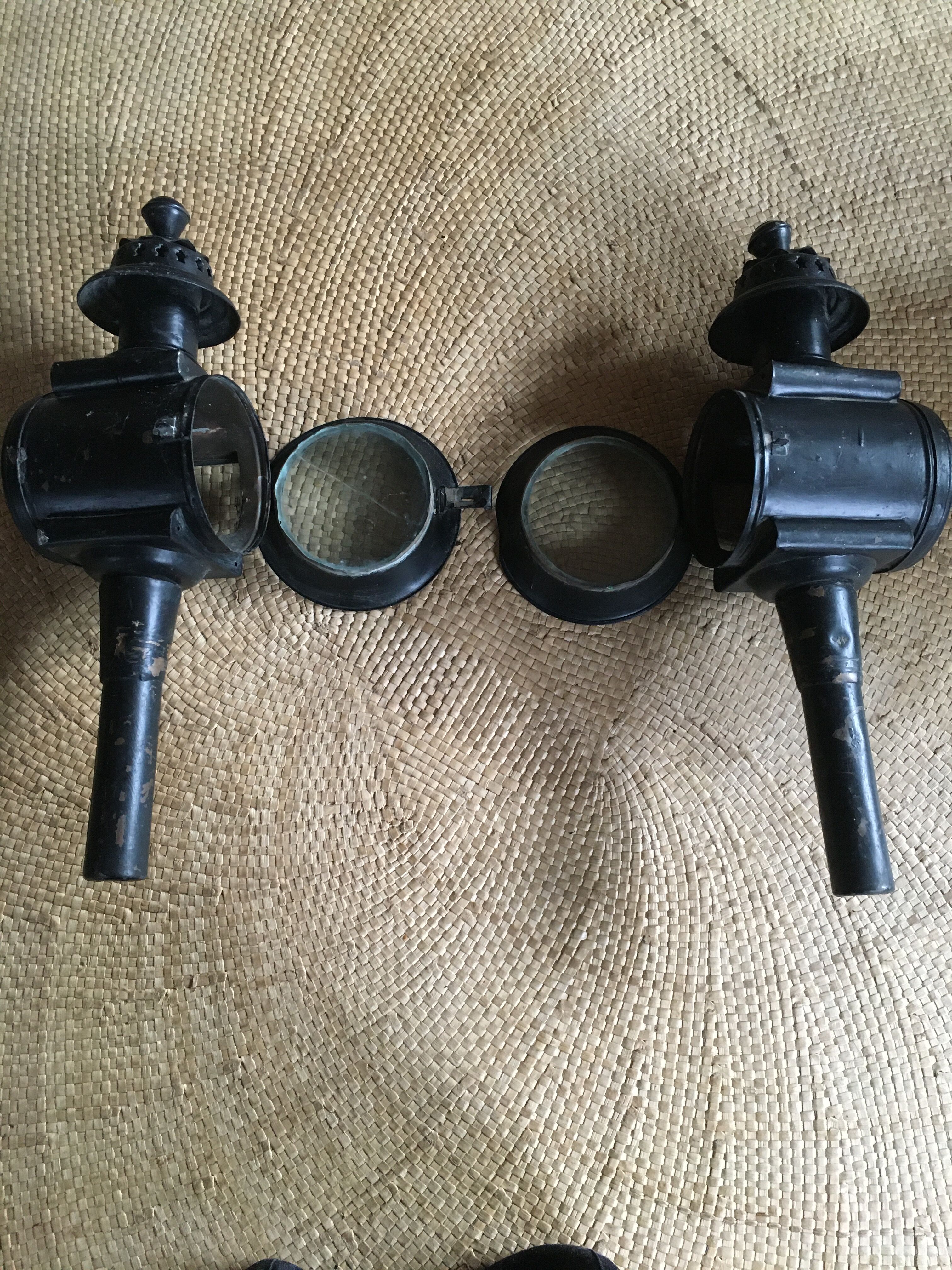 Pair of lanterns