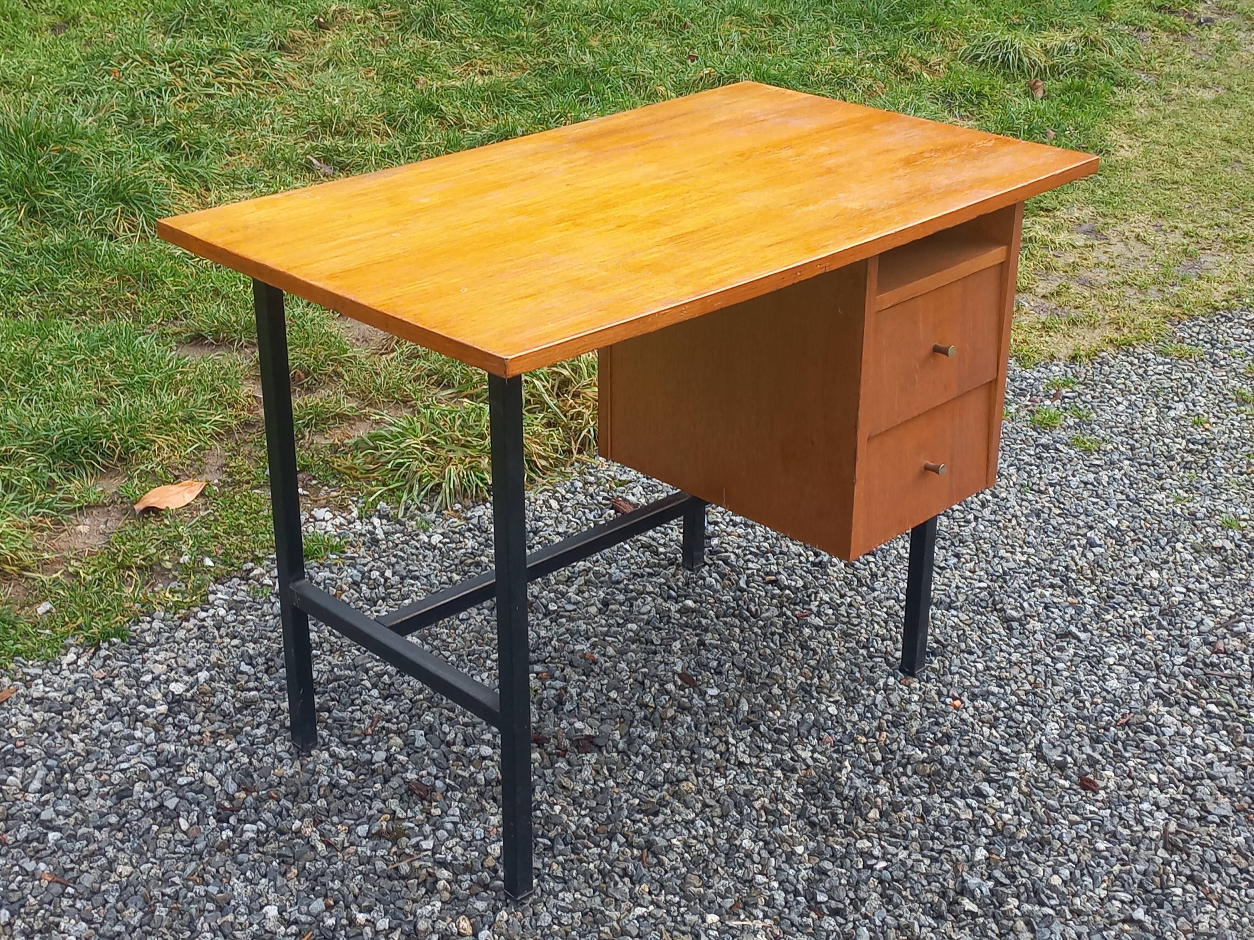 Vintage oak desk with a metallic base from the 1960s.