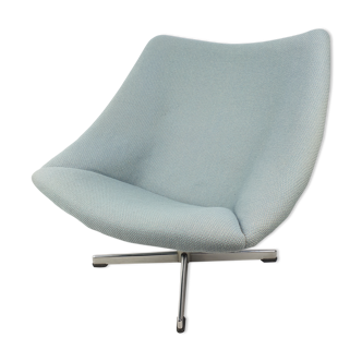 Oyster chair with cross base by Pierre Paulin for Artifort, 1965