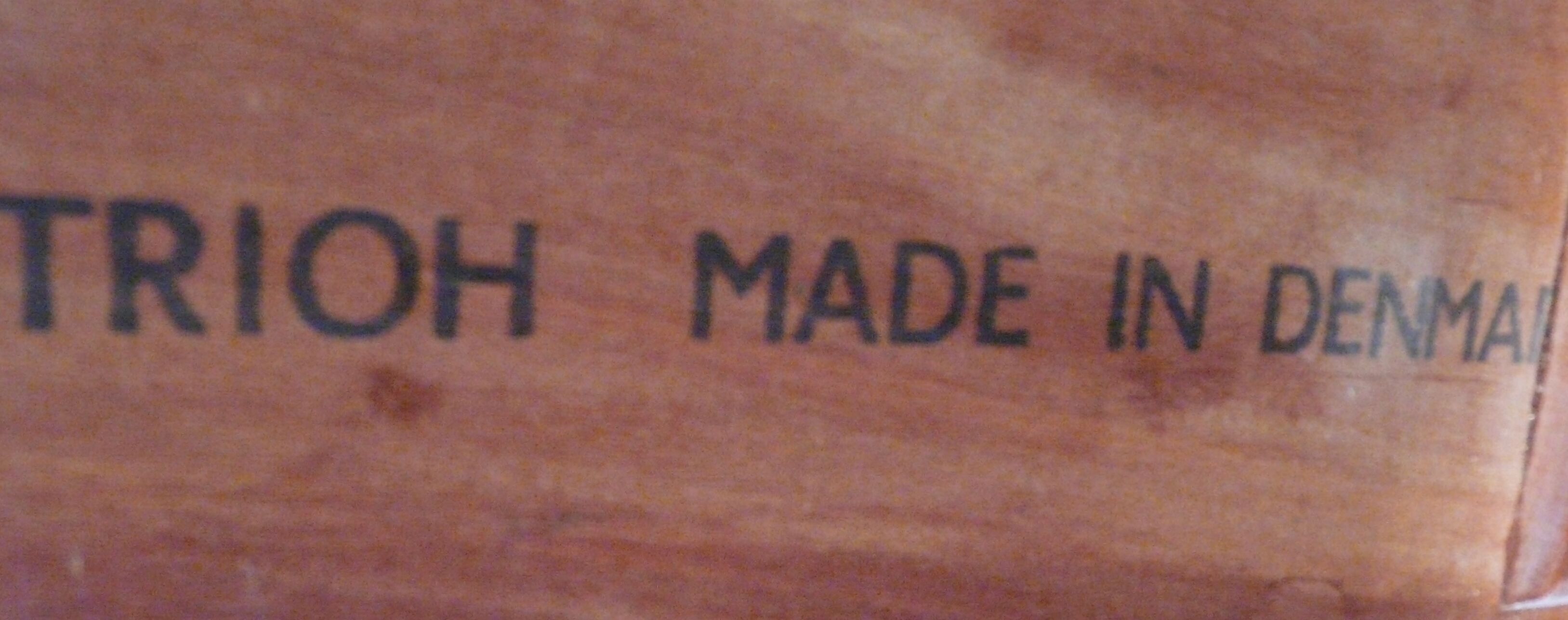 Expandable Scandinavian teak coffee table