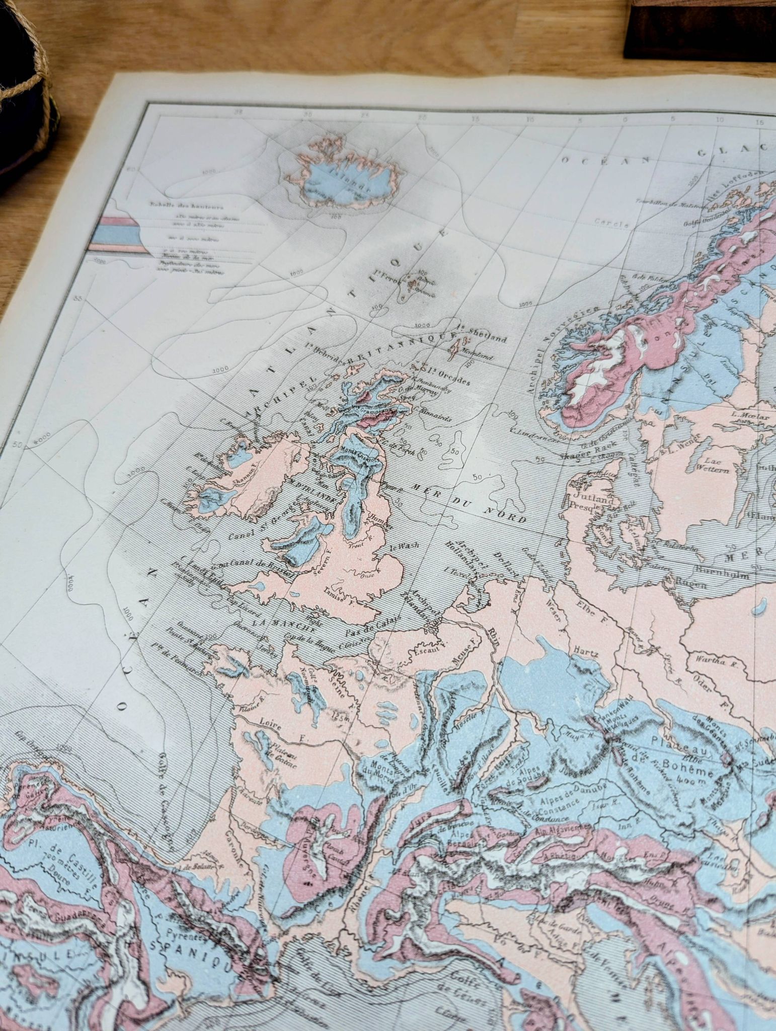 Europe and its reliefs, original map printed in 1879.