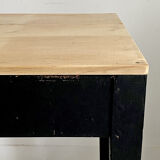 Blackened wood desk varnished tray