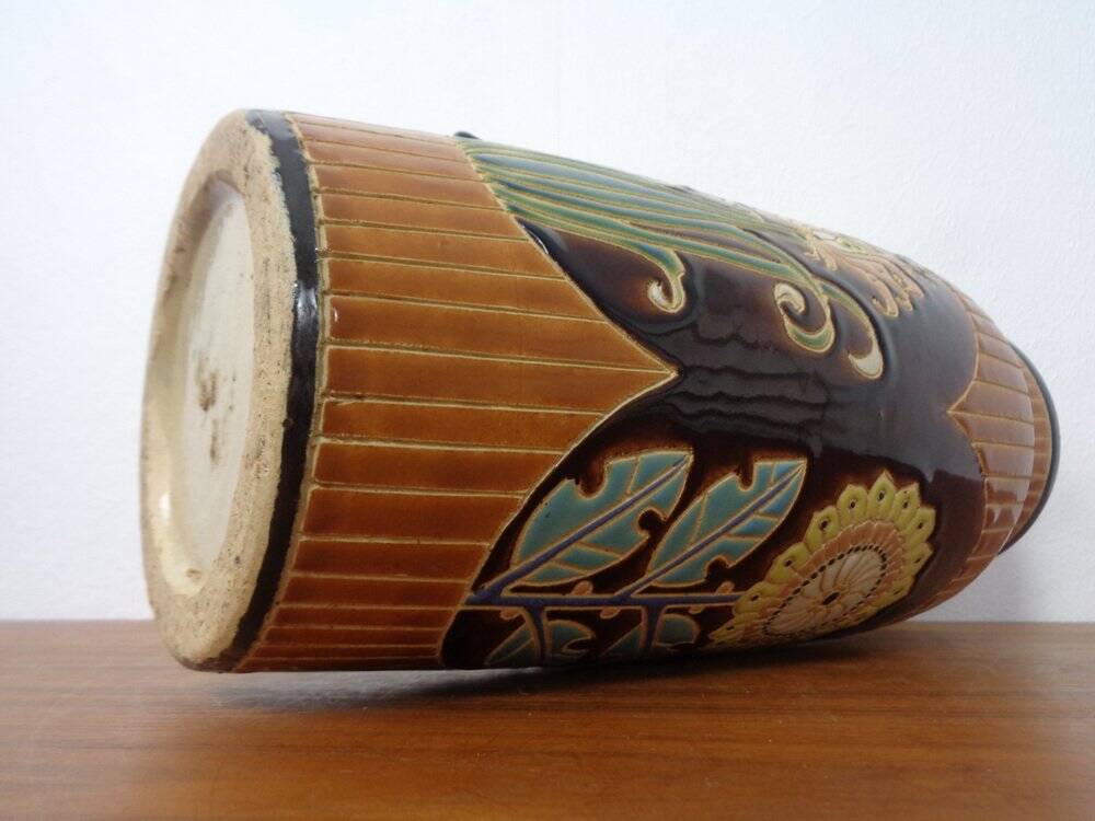 Art Nouveau pottery vase, 1920s