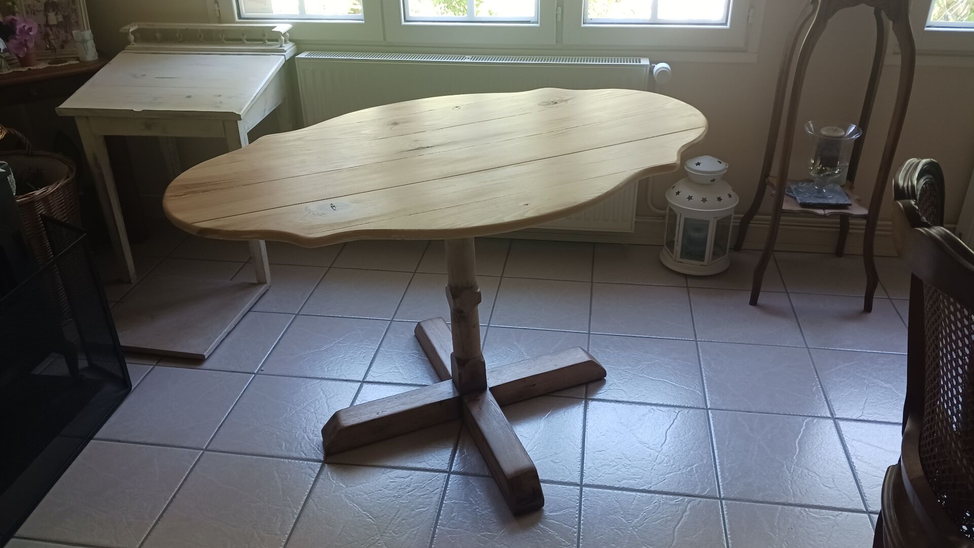 Table violon, fabrication par moi-même
