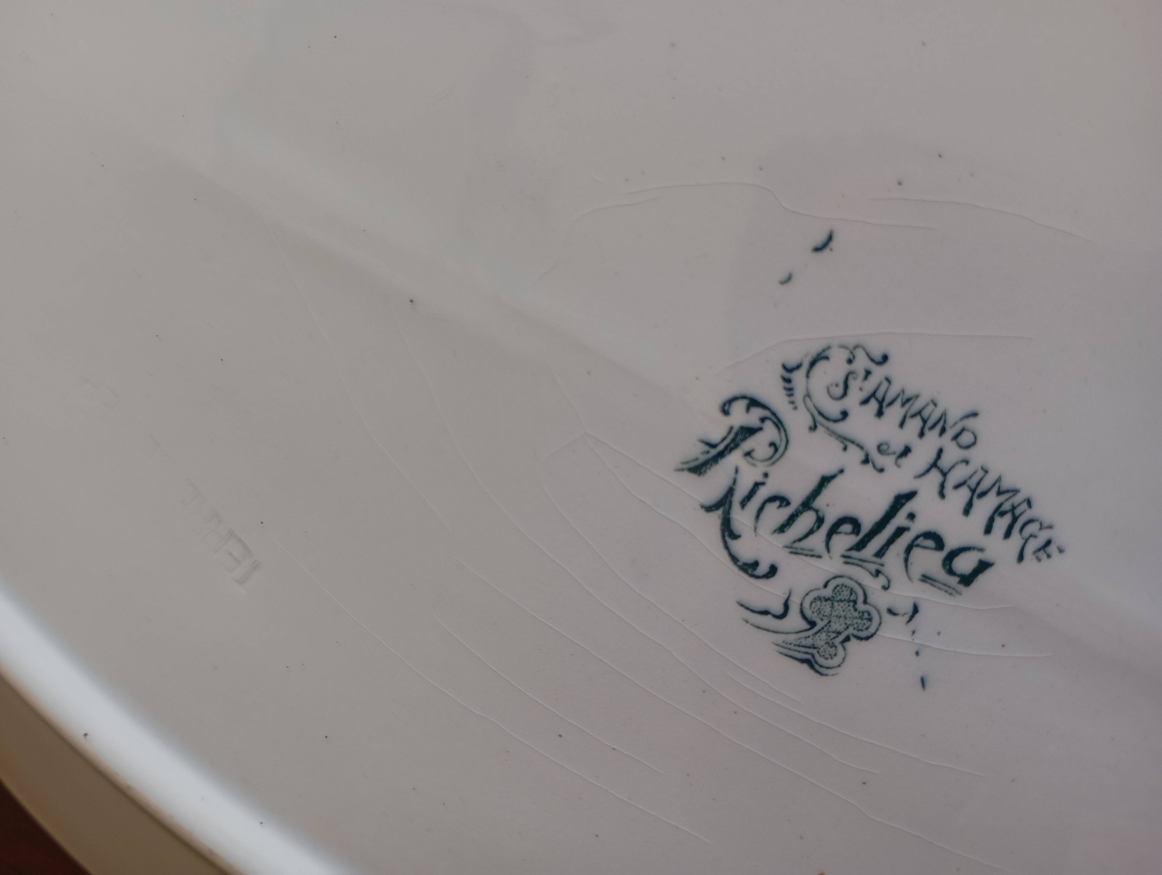 St Amand Hamage "Richelieu" ironstone dish