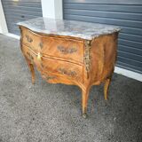 Commode style Louis XV