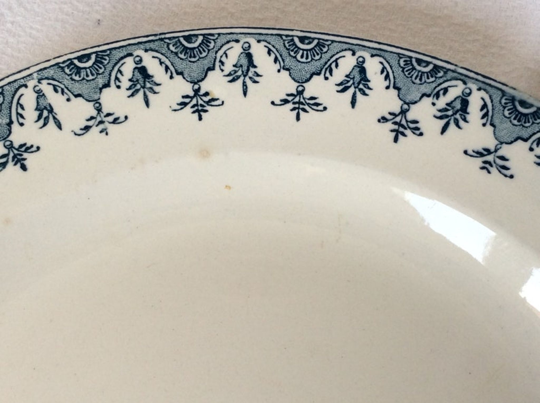 Round dish Terre de Fer navy blue L G model Doullens