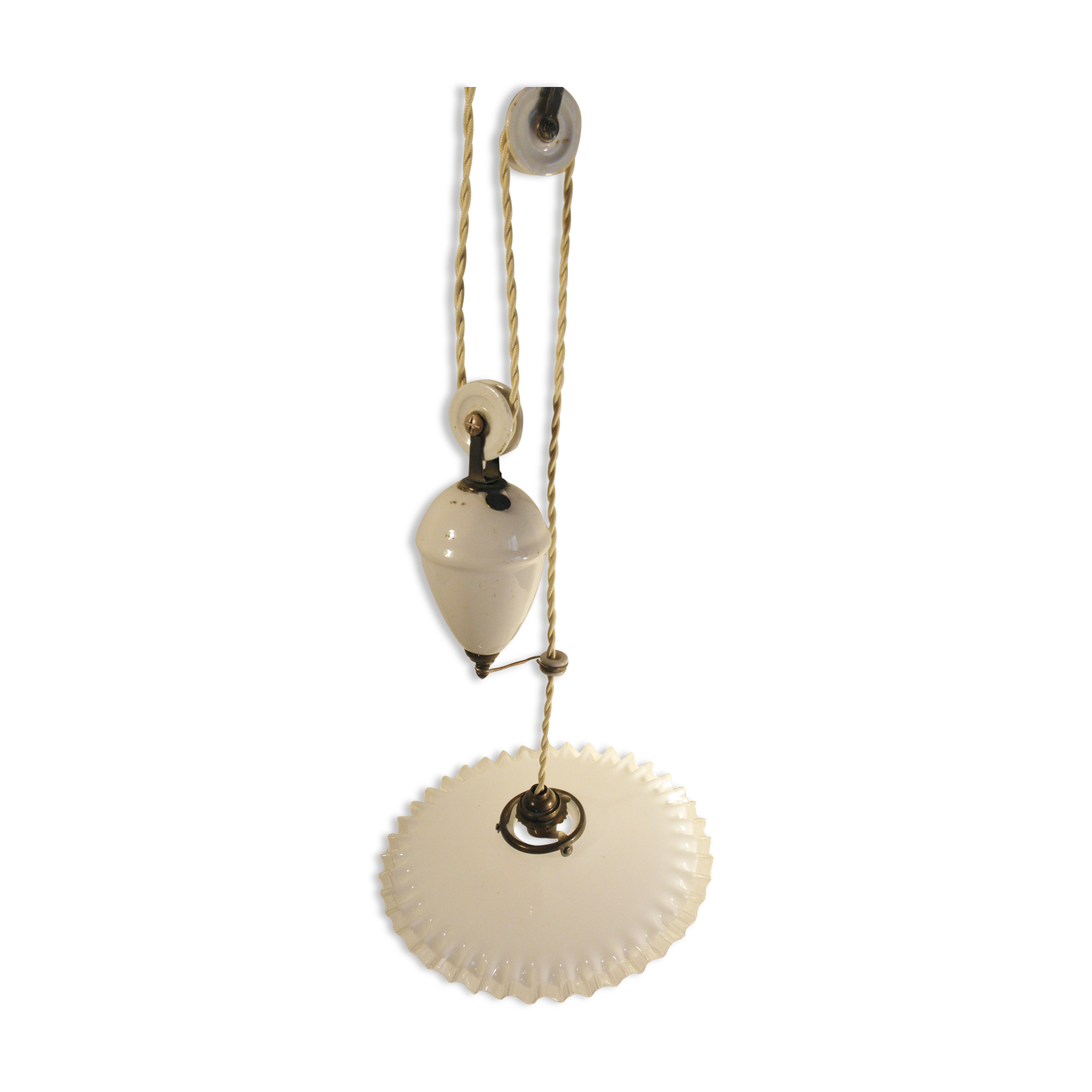 Suspension "rise and fall" in opaline