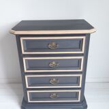 Extra chest of drawers