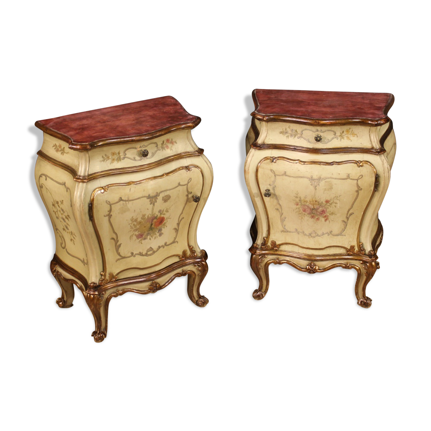 Paire de tables de chevet vénitiennes laquées, dorées et peintes