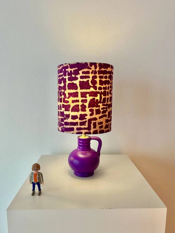 Expressive table lamp in Plum Black made from a vintage design vase by WGP.