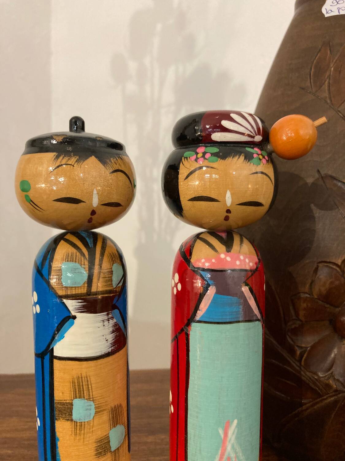 Pair of Kokeshi dolls