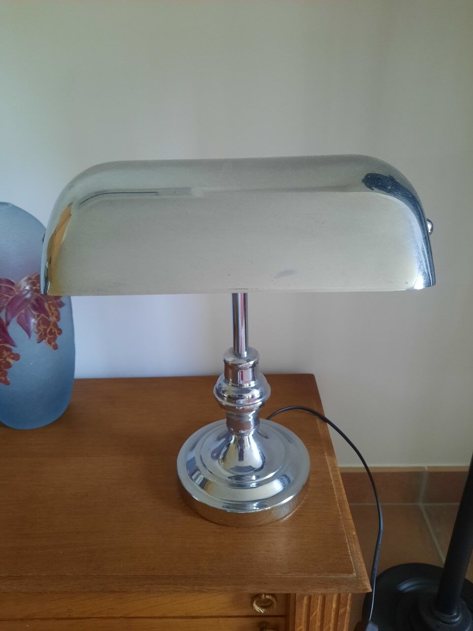 Desk lamp