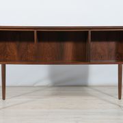 Bureau en palissandre, années 1960