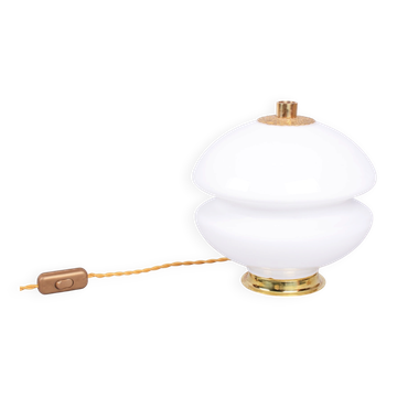 Lampe de table du milieu du siècle en laiton et en verre, tchèque, années 1960