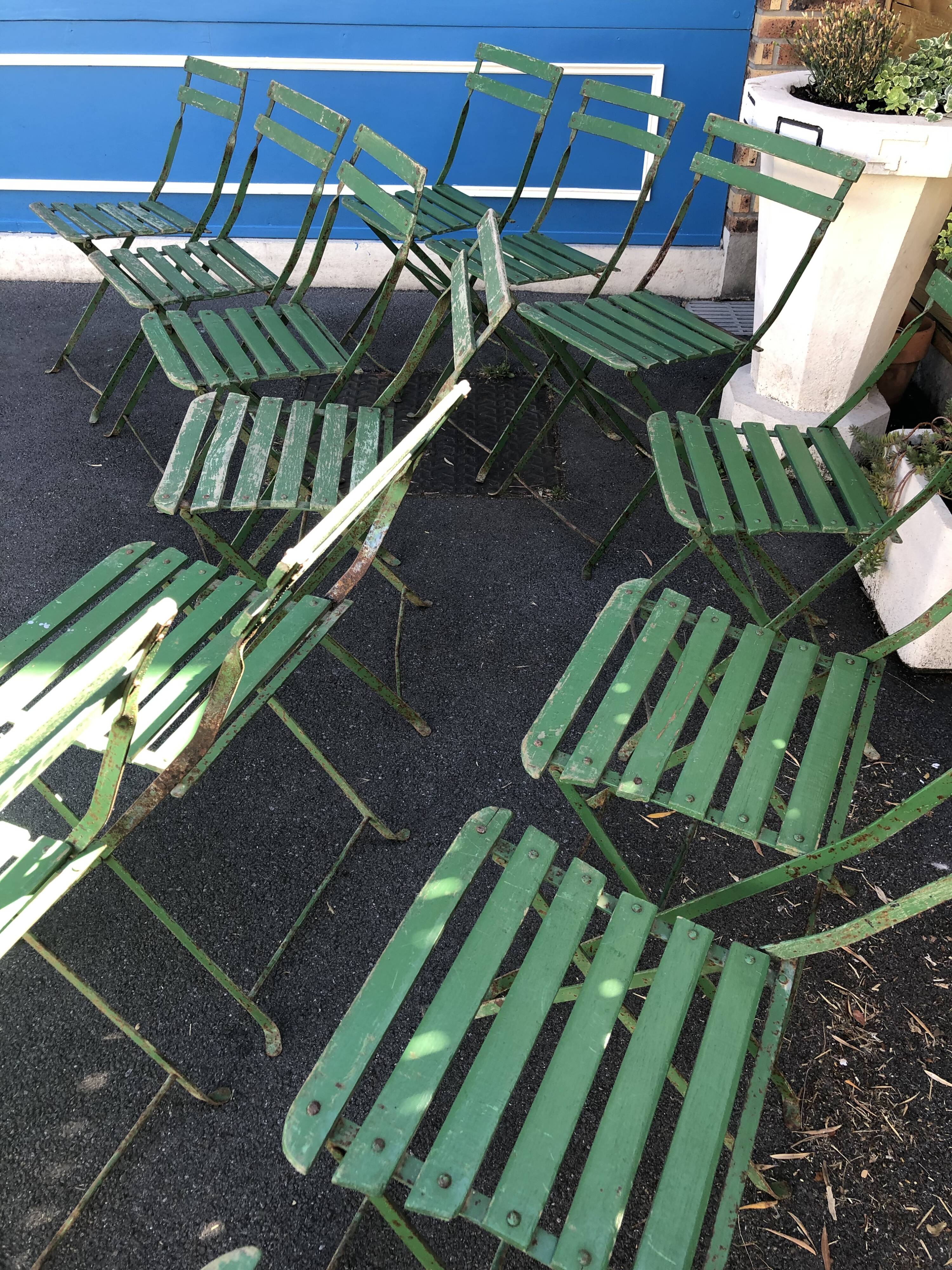 14 folding garden chairs