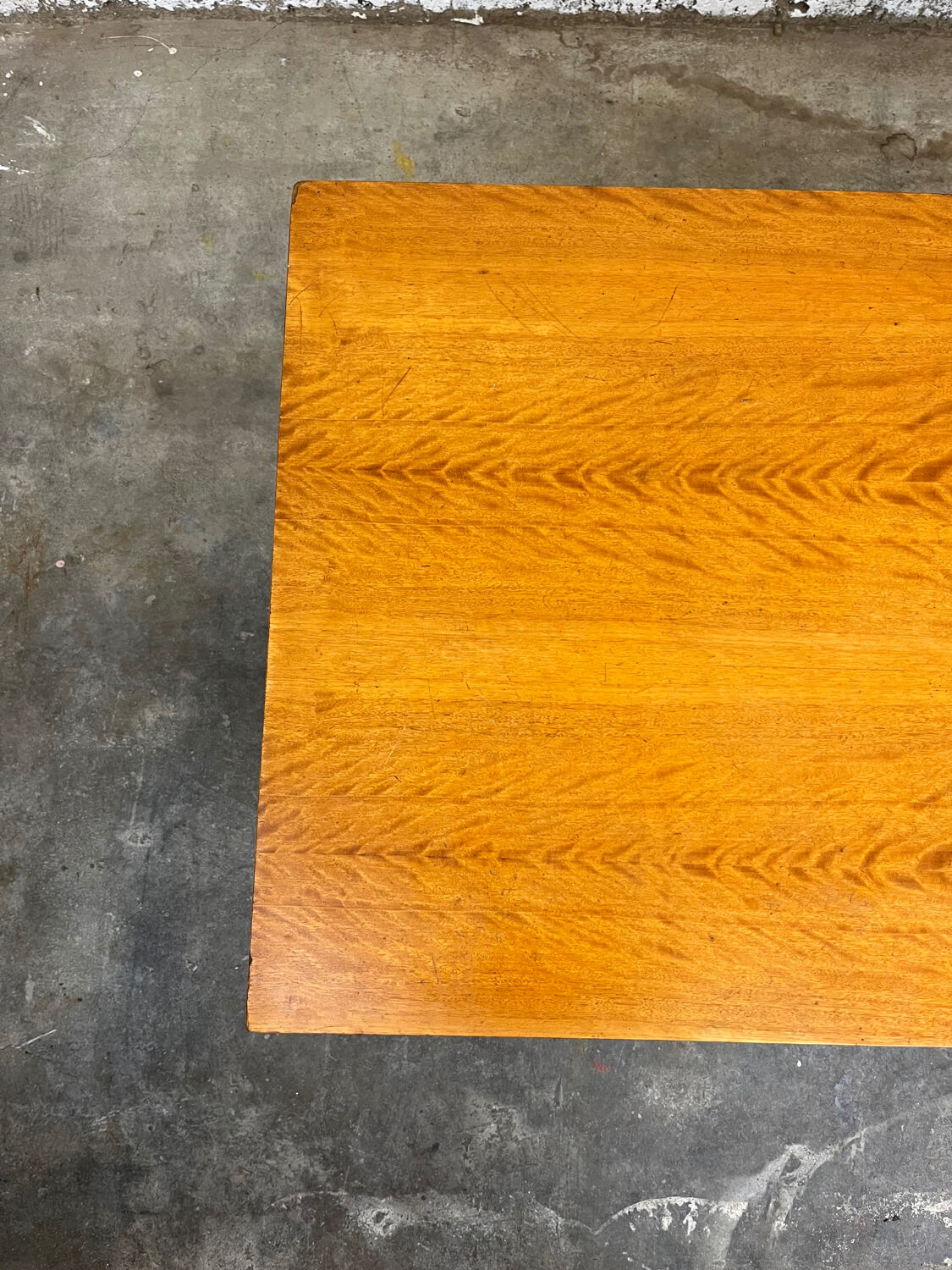 Vintage coffee table legs compass