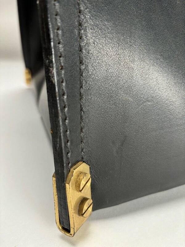Leather and Brass Dimensionefuoco Firewood Sack by Afra & Tobia Scarpa, Italy, 1980s