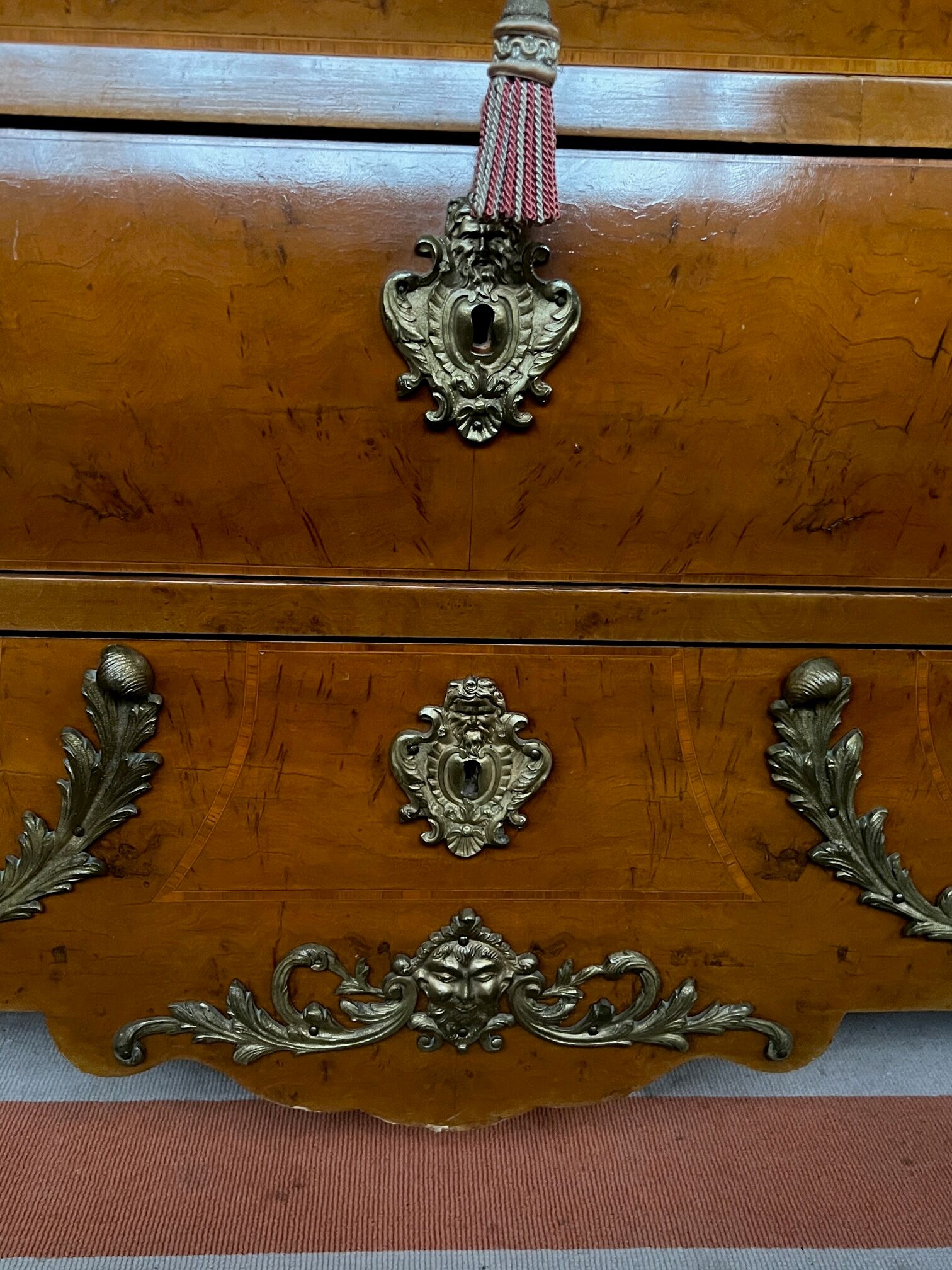 Louis XV style chest of drawers