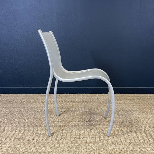 Ensemble de 4 chaises FPE par Ron Arad pour Kartell gris translucide années 2000 Italie