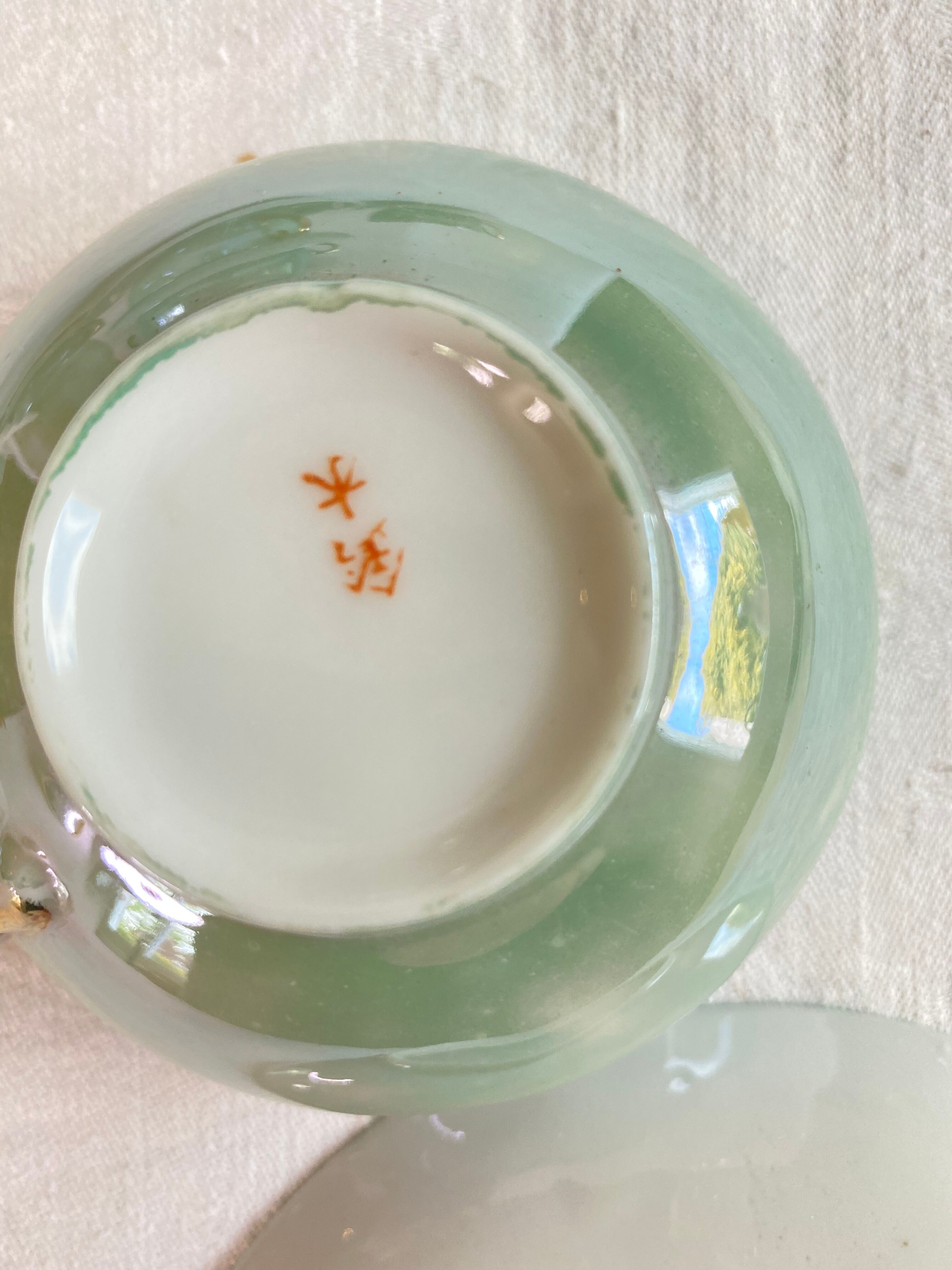 Japanese Nacrée porcelain coffee cups