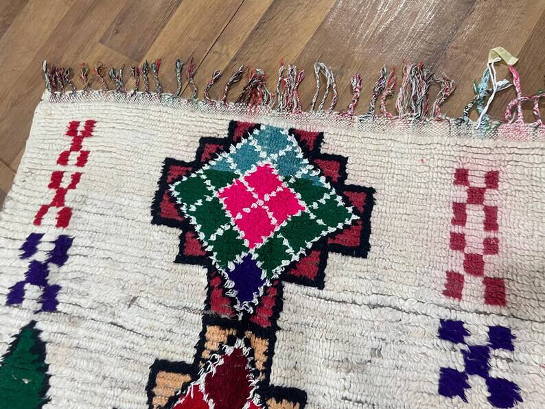 Berber wool rug decorated 200cm x 300cm