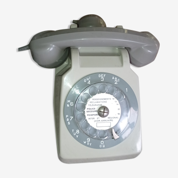 Téléphone