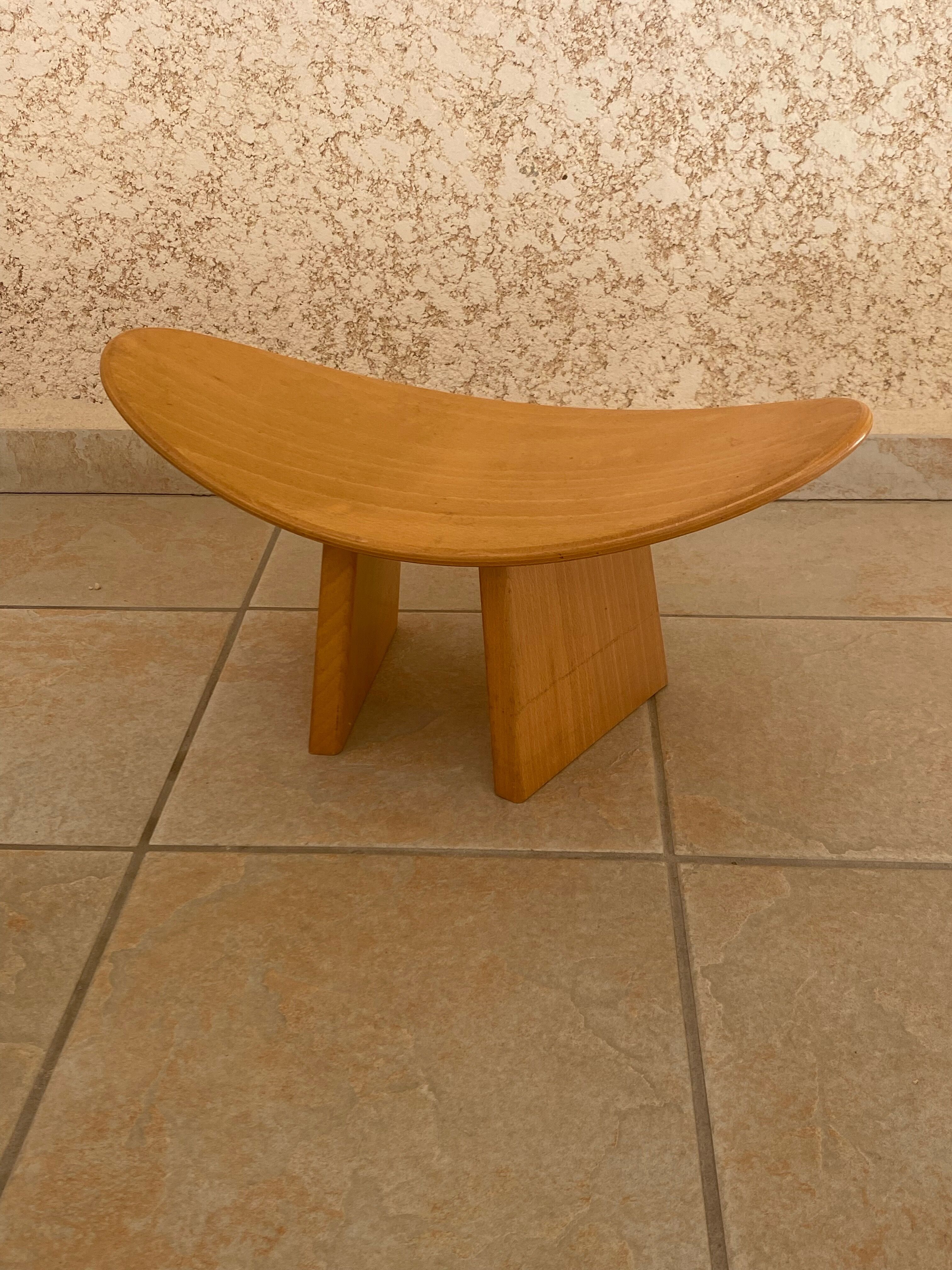 Stool The Shoggi created by designer Alain Gaubert