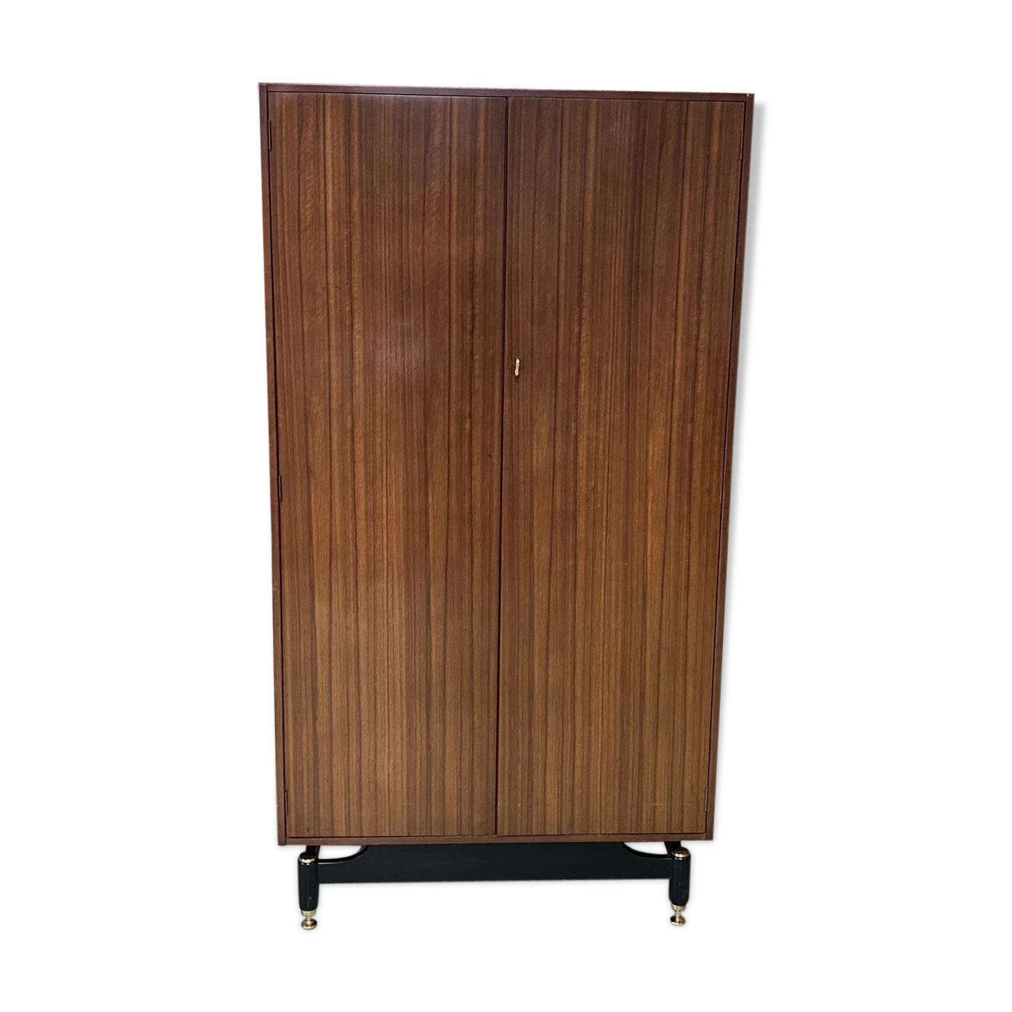 Dressing G-Plan in teak from the 70s