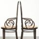 Ensemble de 2 chaises vintage originales design Thonet modèle Long John avec accoudoirs.