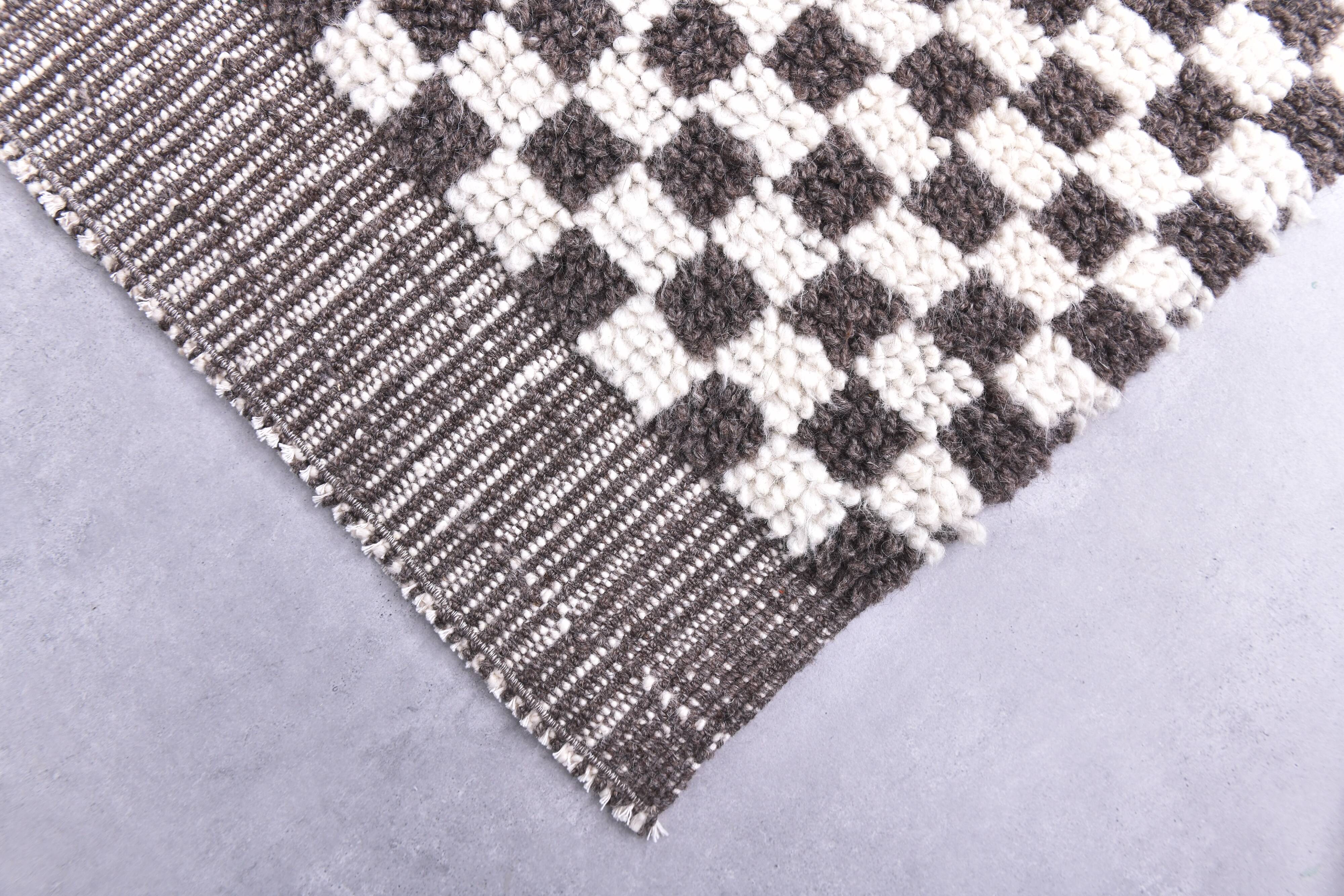 9x10 Checkered Brown White Moroccan Rug, 268x298Cm