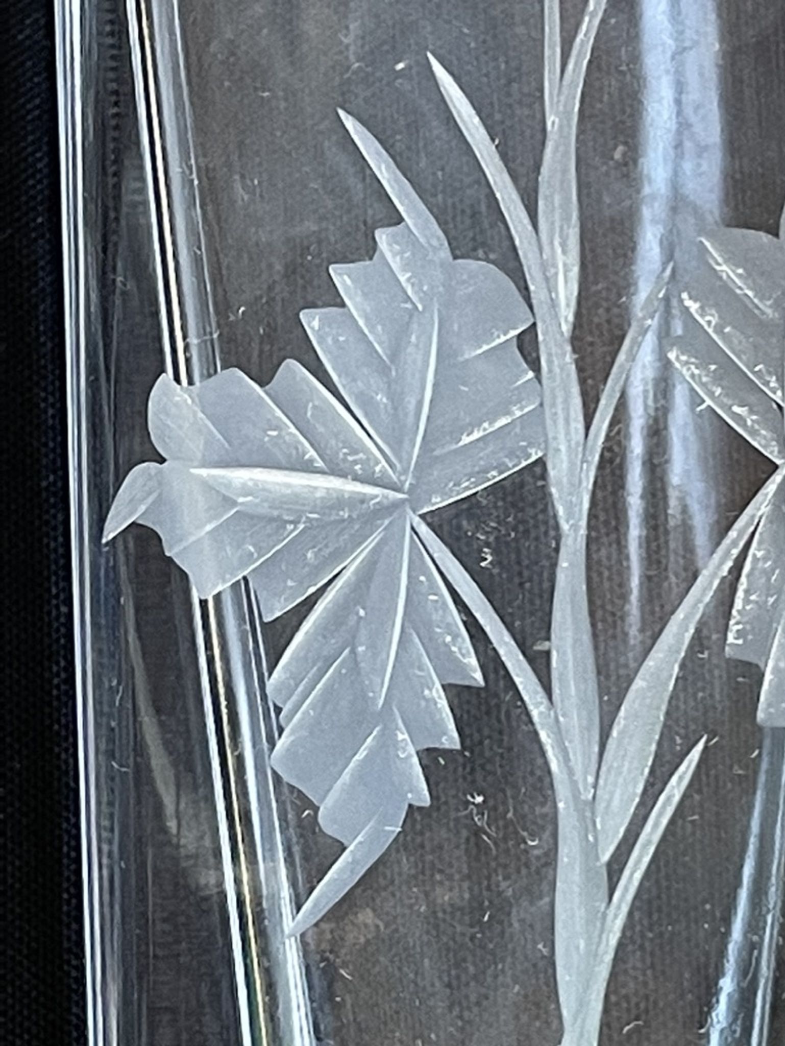 Cristallerie de Vannes le Châtel - Vannes Cristal France - Square vase - Cut crystal