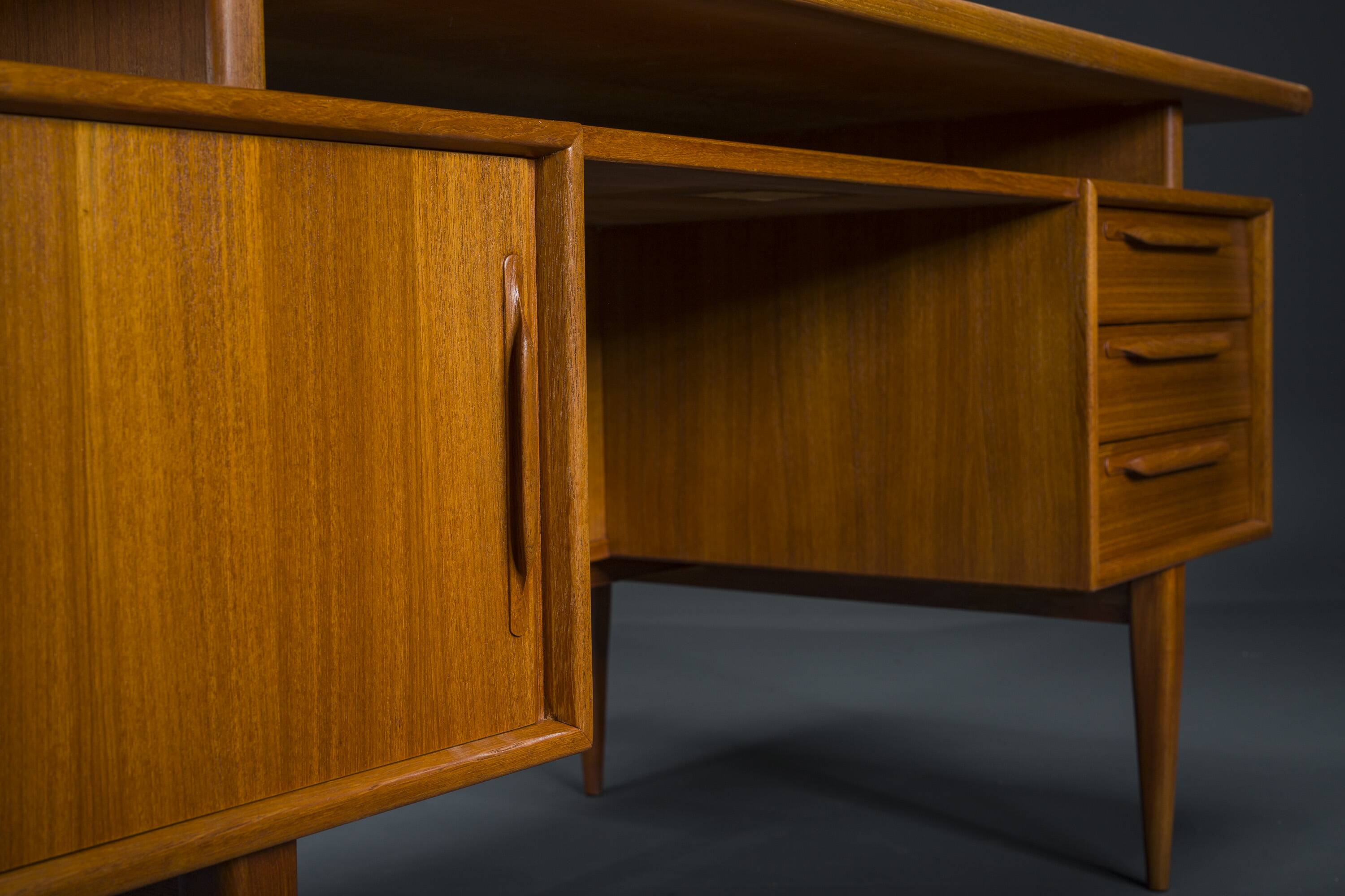 Bureau Modèle Rt200 en Teck par Heinrich Riestenpatt, 1960s