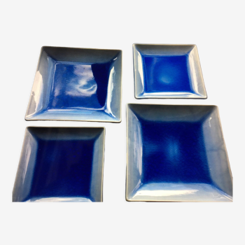 Set of 4 square dishes