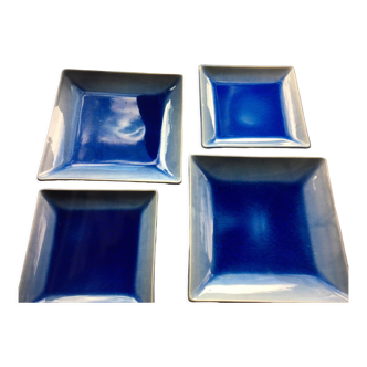 Set of 4 square dishes
