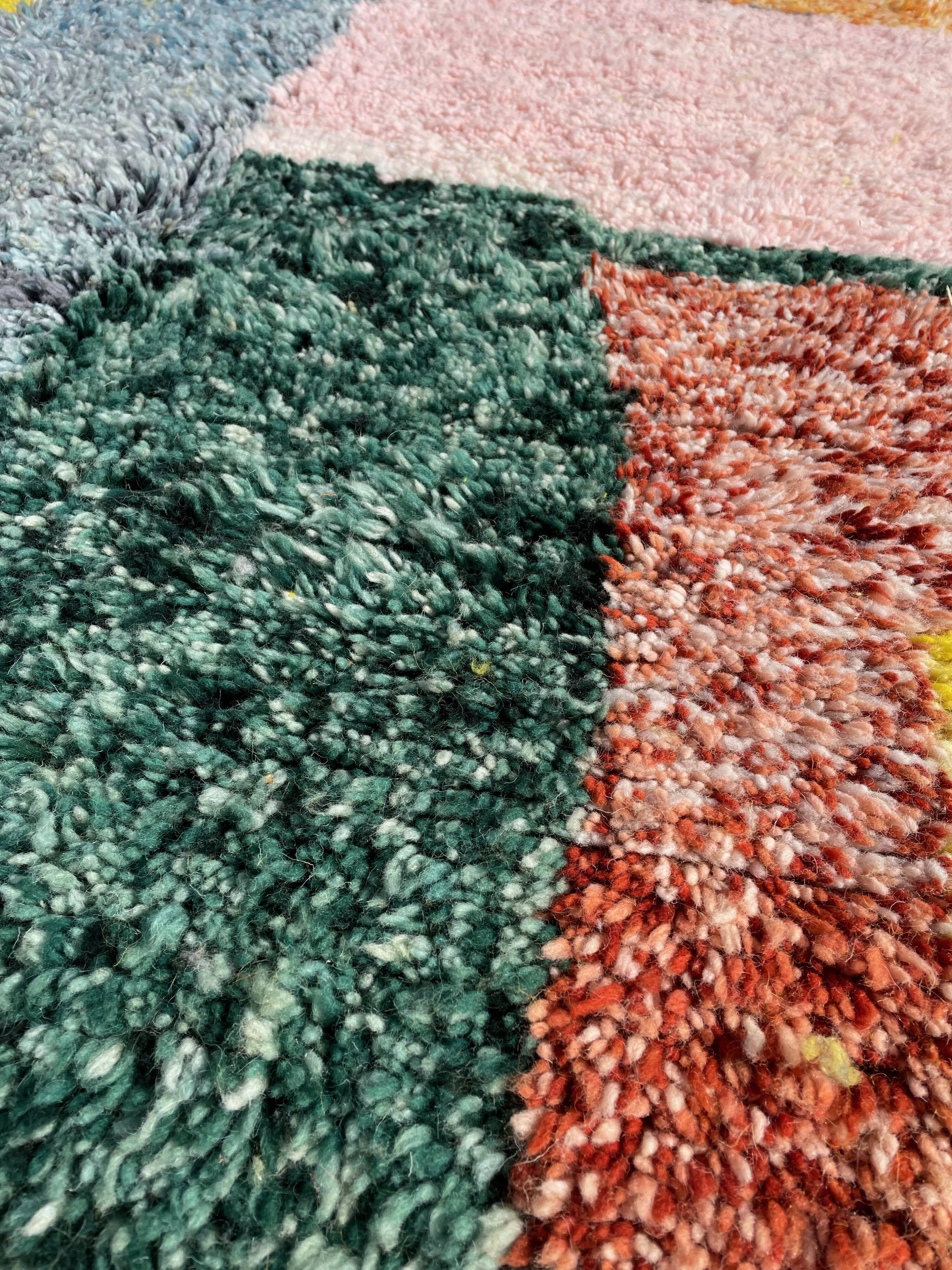 Contemporary carpet Beni Ouarain