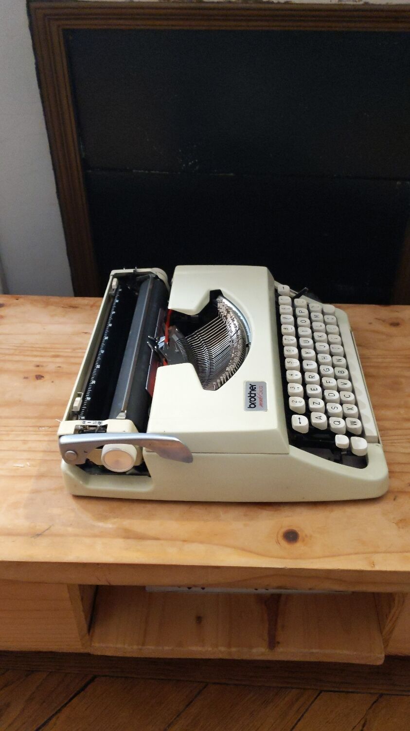 Brother typewriter model 200