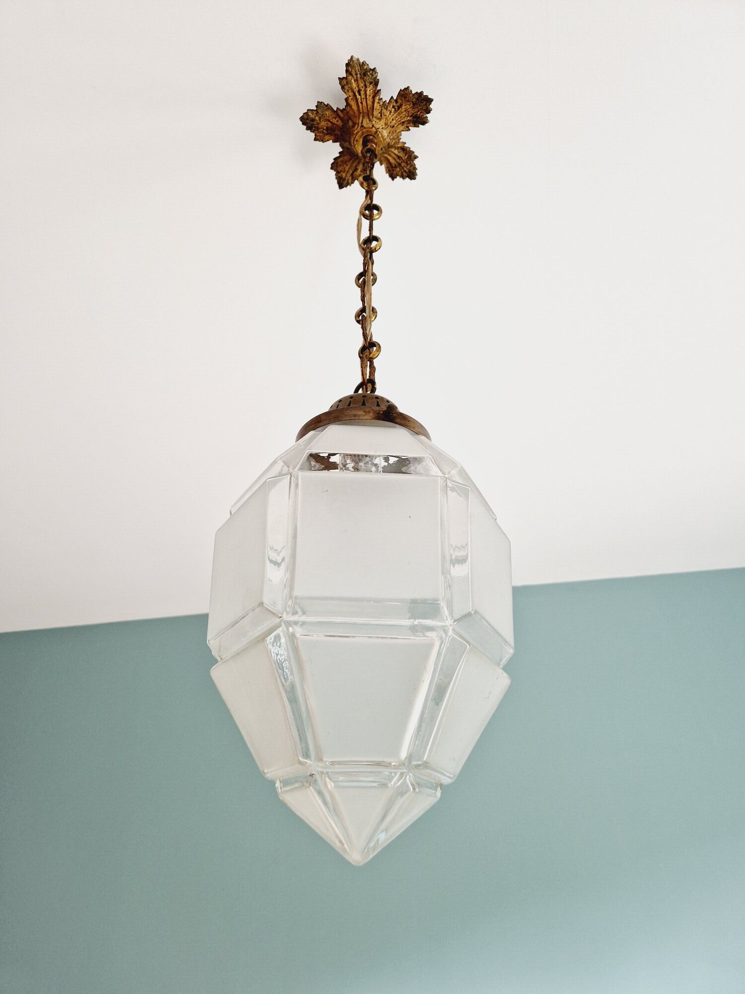 Art Deco pendant lamp in satin glass and bronze frame