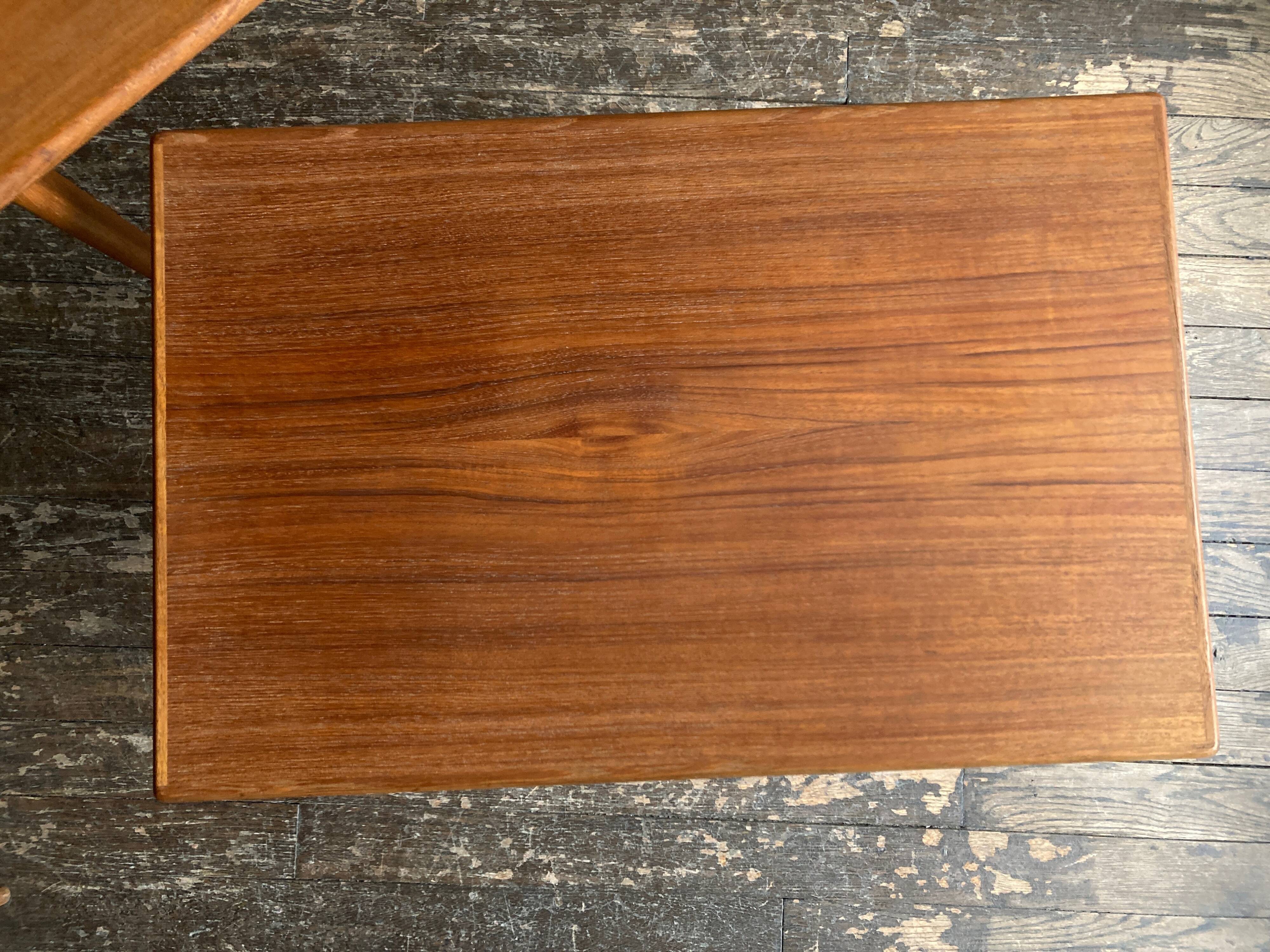Tables gigogne de Kai Kristiansen édité par VM Denmark 1950