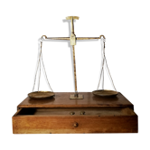 Libup on drawer stand