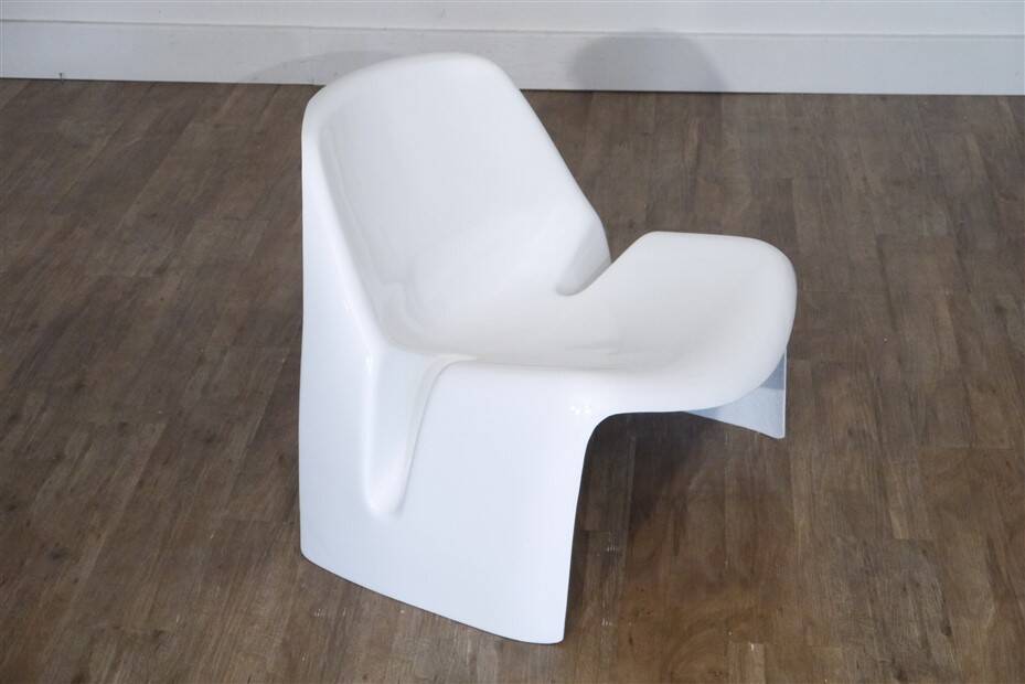 Fiberglass armchair by Luigi Colani 1970