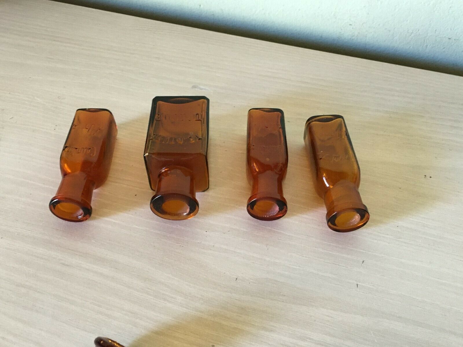 Set of 4 old small glass bottles iodine dye with cap