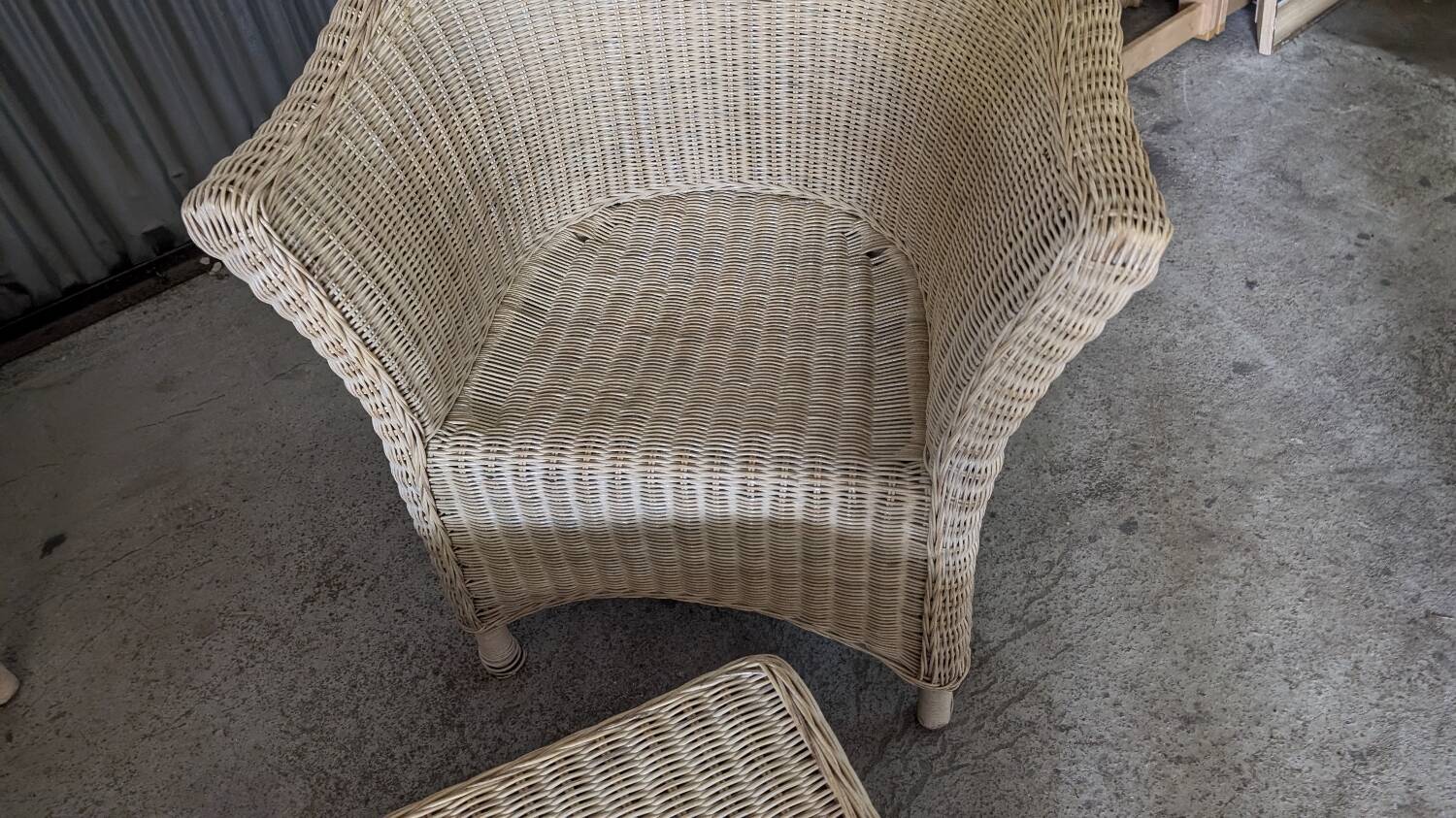 Vintage rattan lounge