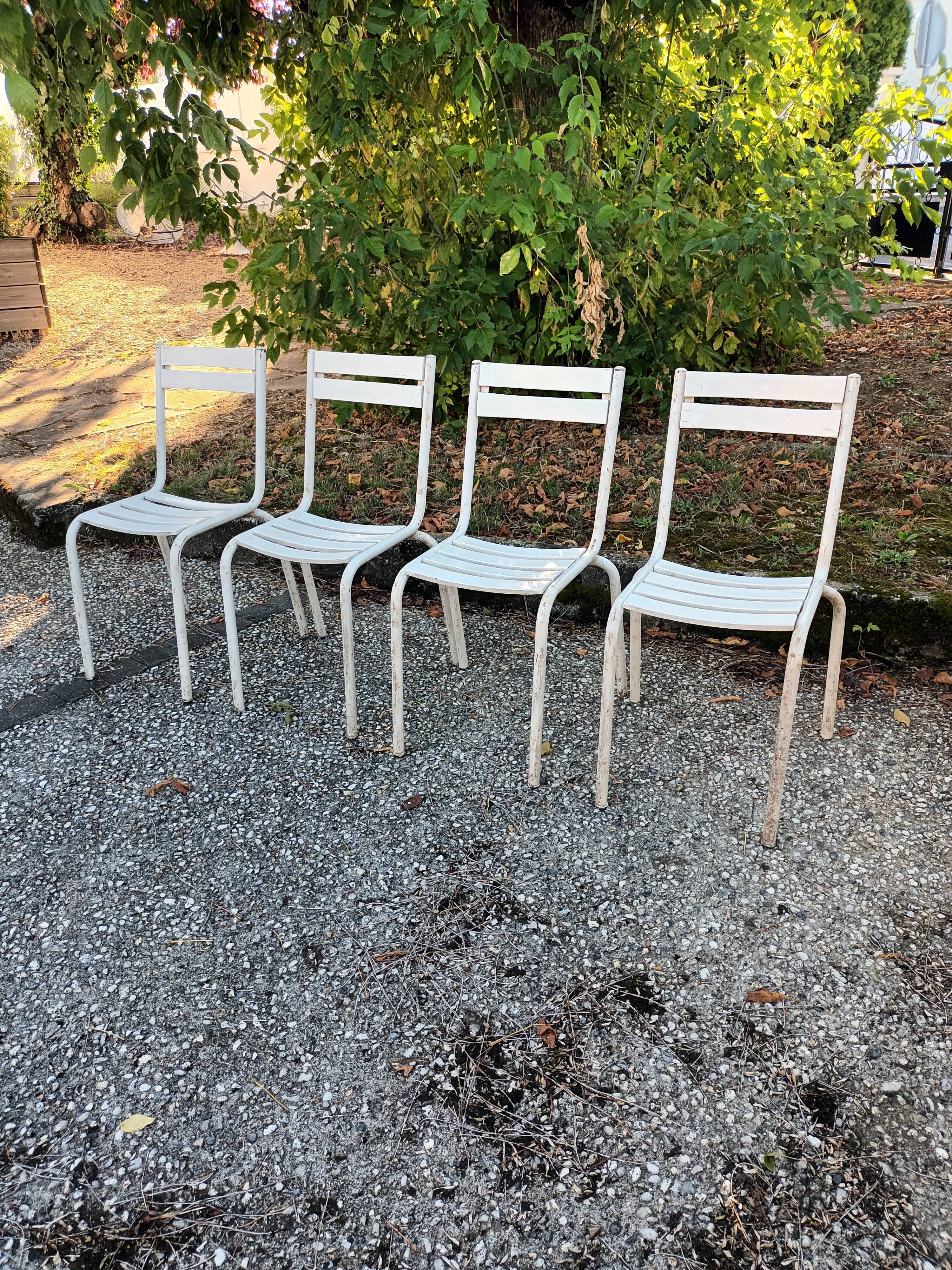 4 chaises bistrot vintage