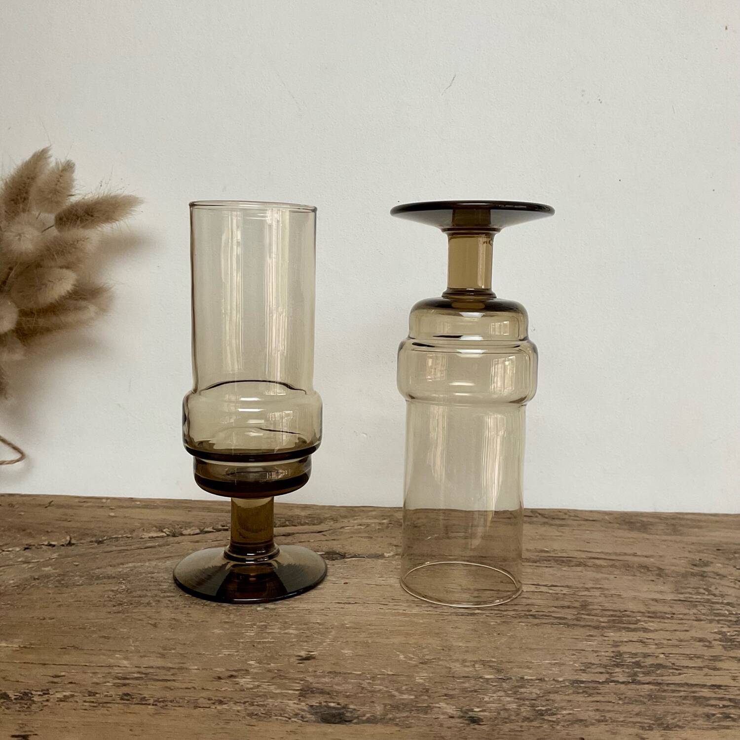 6 smoked glass flutes