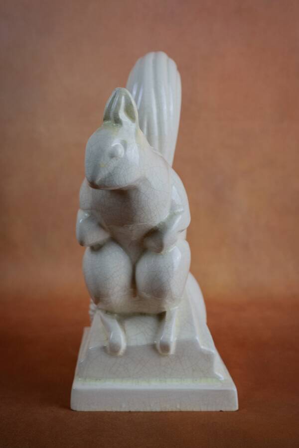 Charles LEMANCEAU, SAINT-CLÉMENT earthenware factory. Art Deco squirrel - 1930
