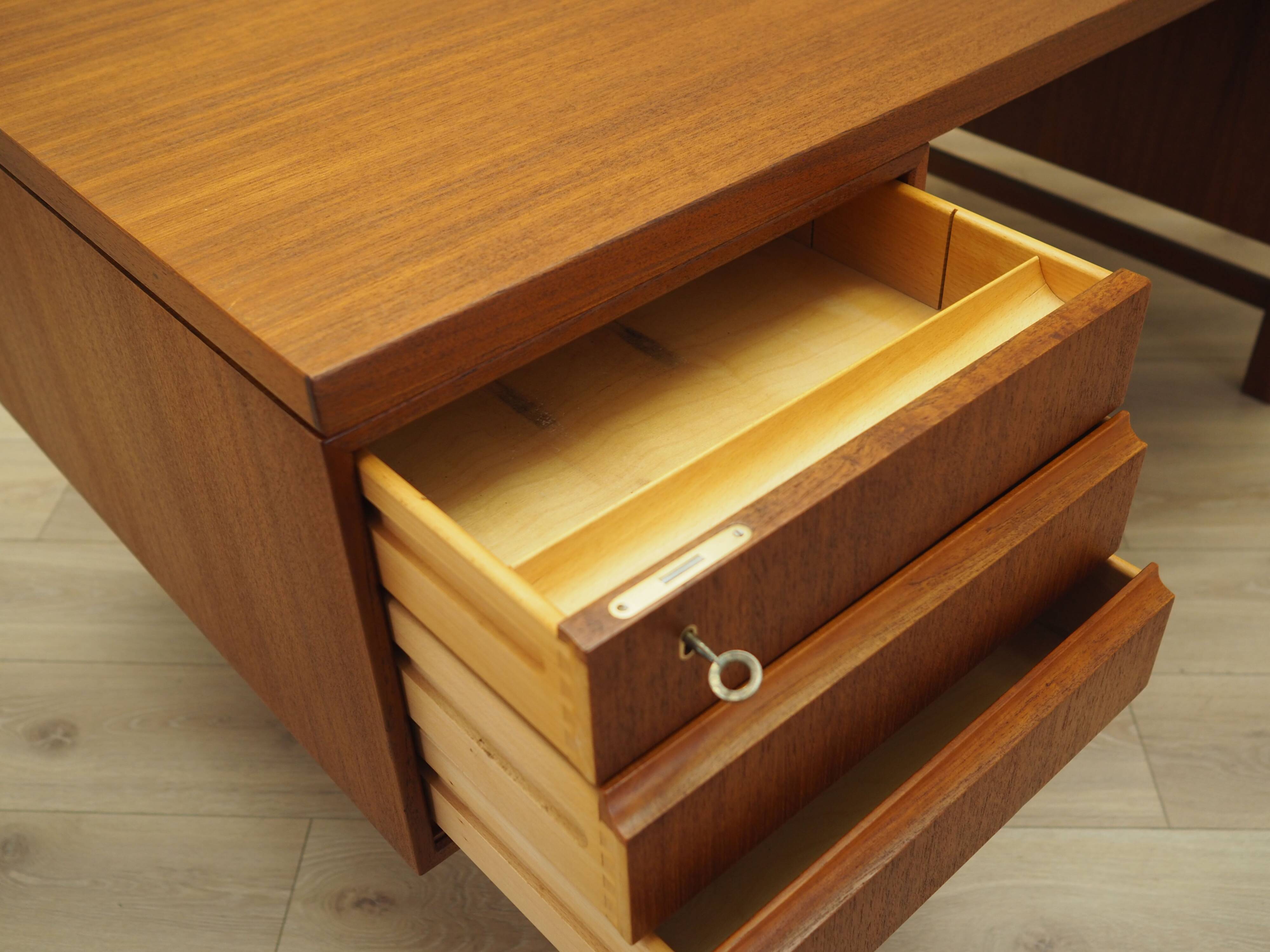 Teak desk, Danish design, 1970s, production: Denmark